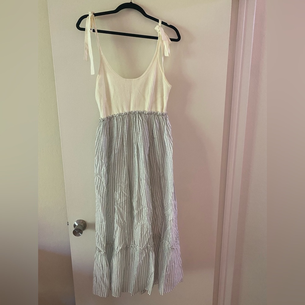 Club Monaco Cream Ribbed Tank Top